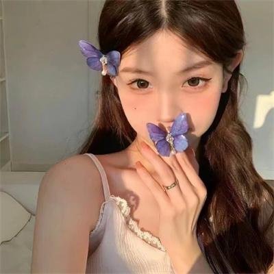 明星离婚传闻官宣恋情引爆服务器，平台紧急限流，72小时持续发酵